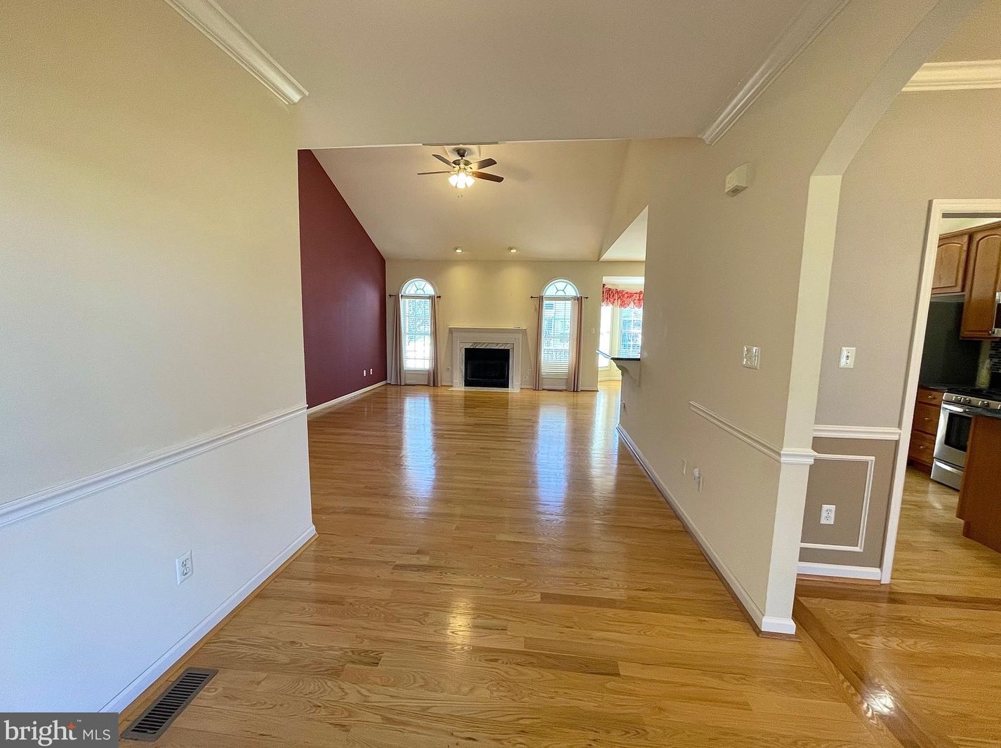 305 Edgar Ct, Mount Weather, VA 22611-1439