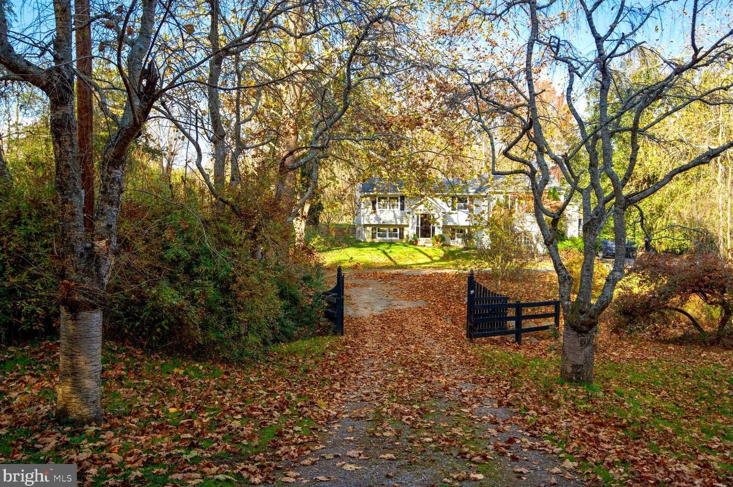 2912 Swift Shoals Rd, Boyce, VA 22620