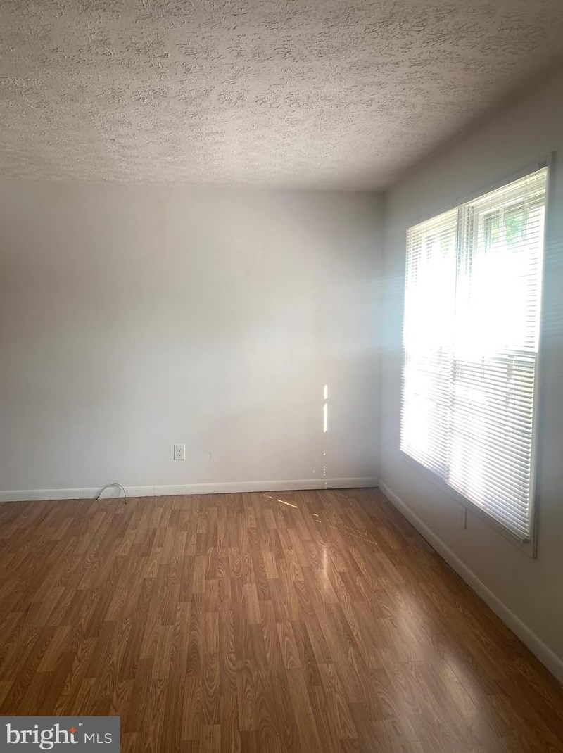 237 Cameron St, Mount Weather, VA 22611