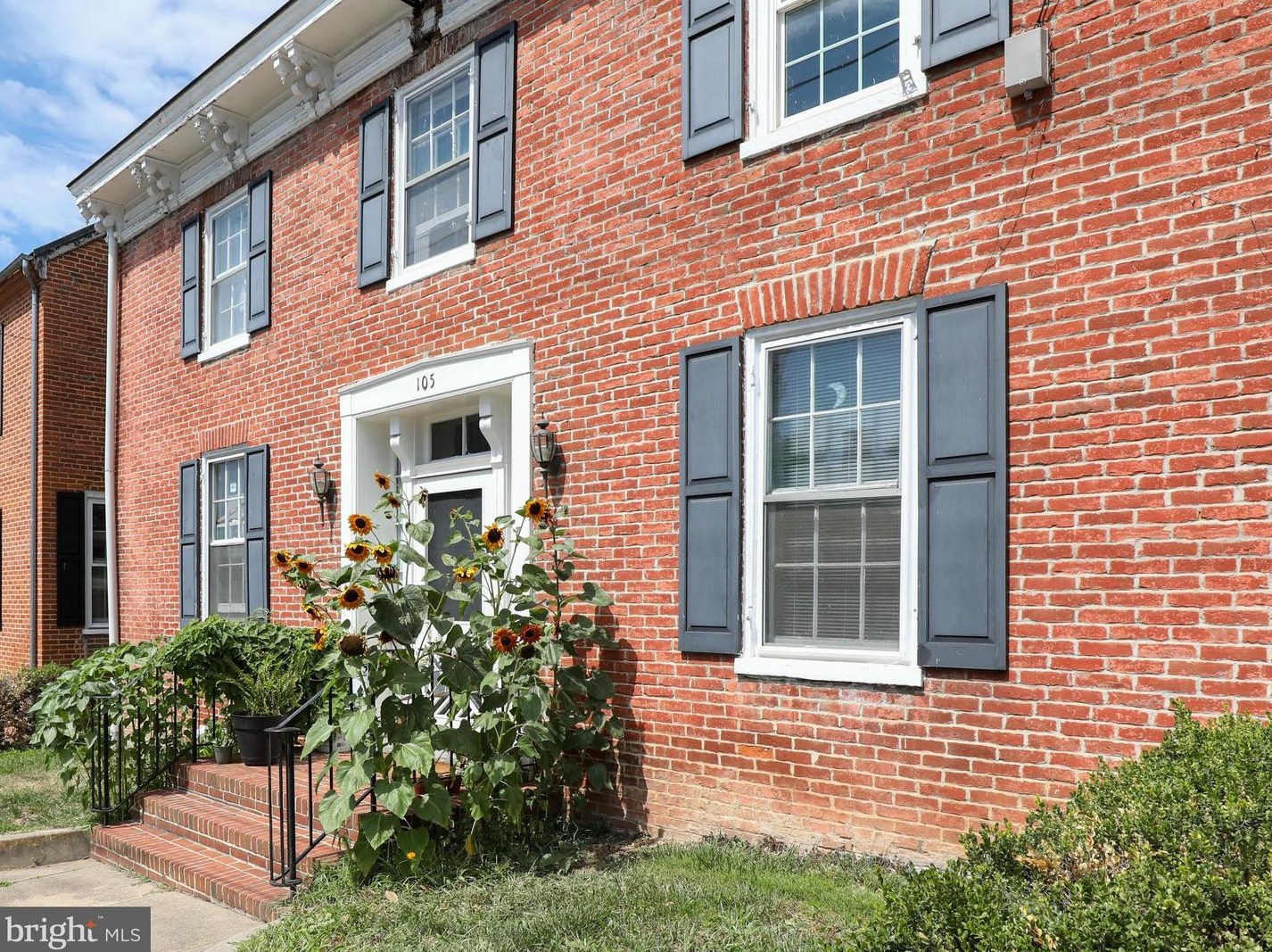 105 Church St, Mount Weather, VA 22611-1182