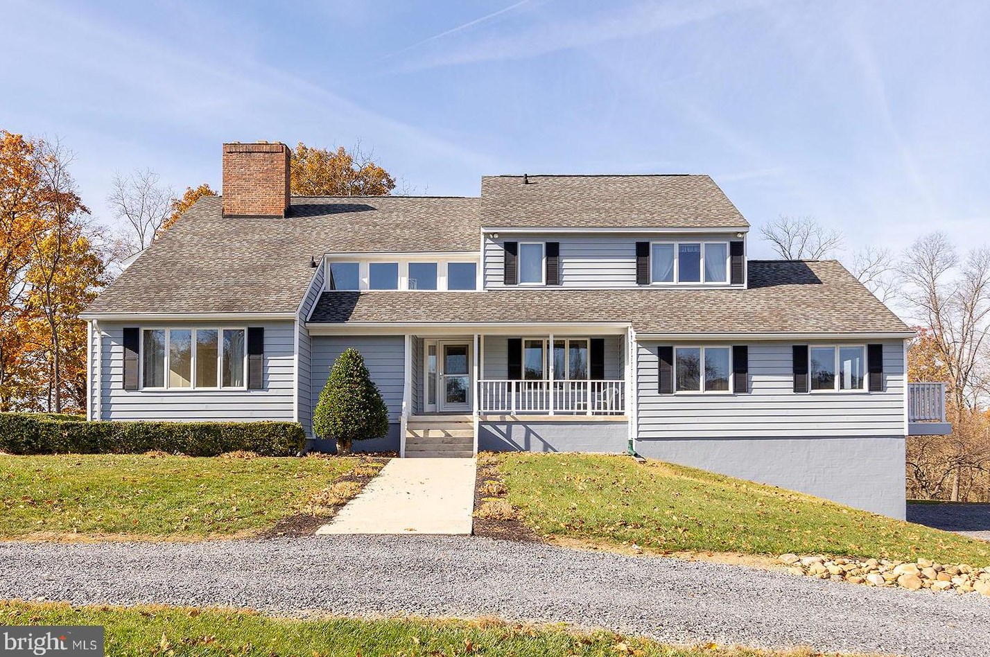 767 Shenandoah River Ln, Front Royal, VA 22630-9118