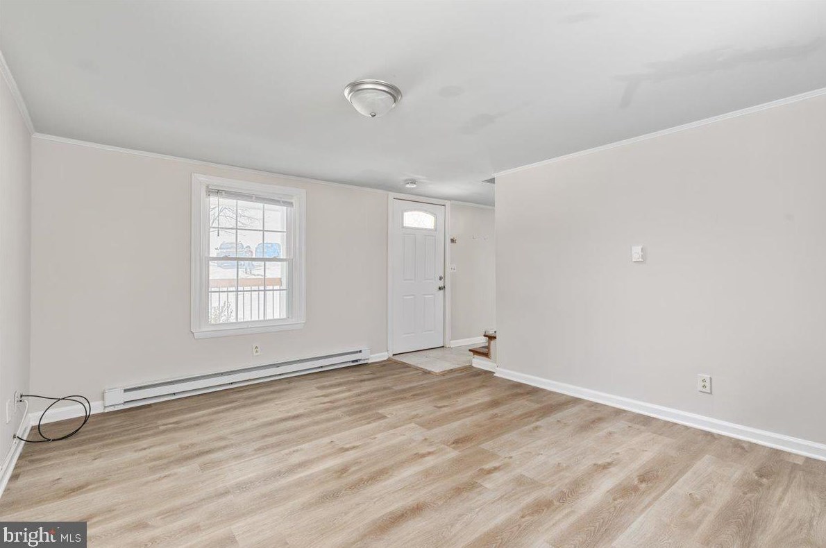 1372 Shepherds Mill Rd, Mount Weather, VA 22611-3037