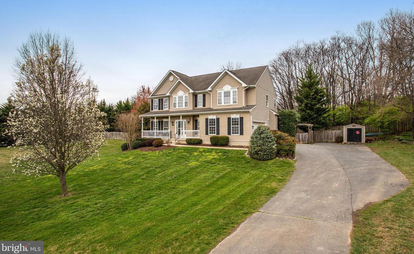 203 Brecklyn Ln, Mount Weather, VA 22611