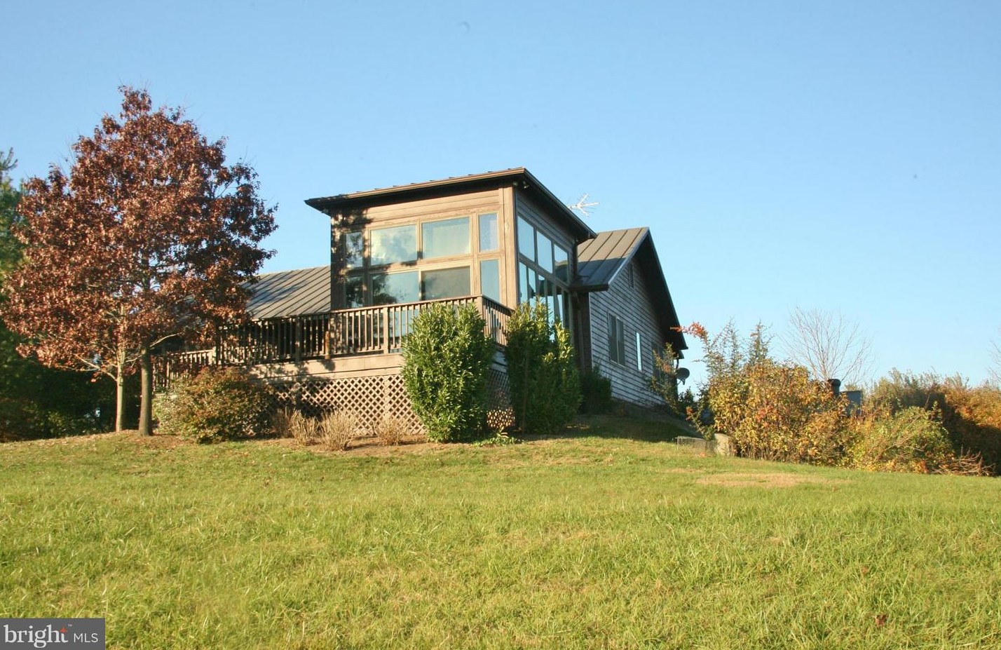 607 Glen Orchard Ln, Mount Weather, VA 22611