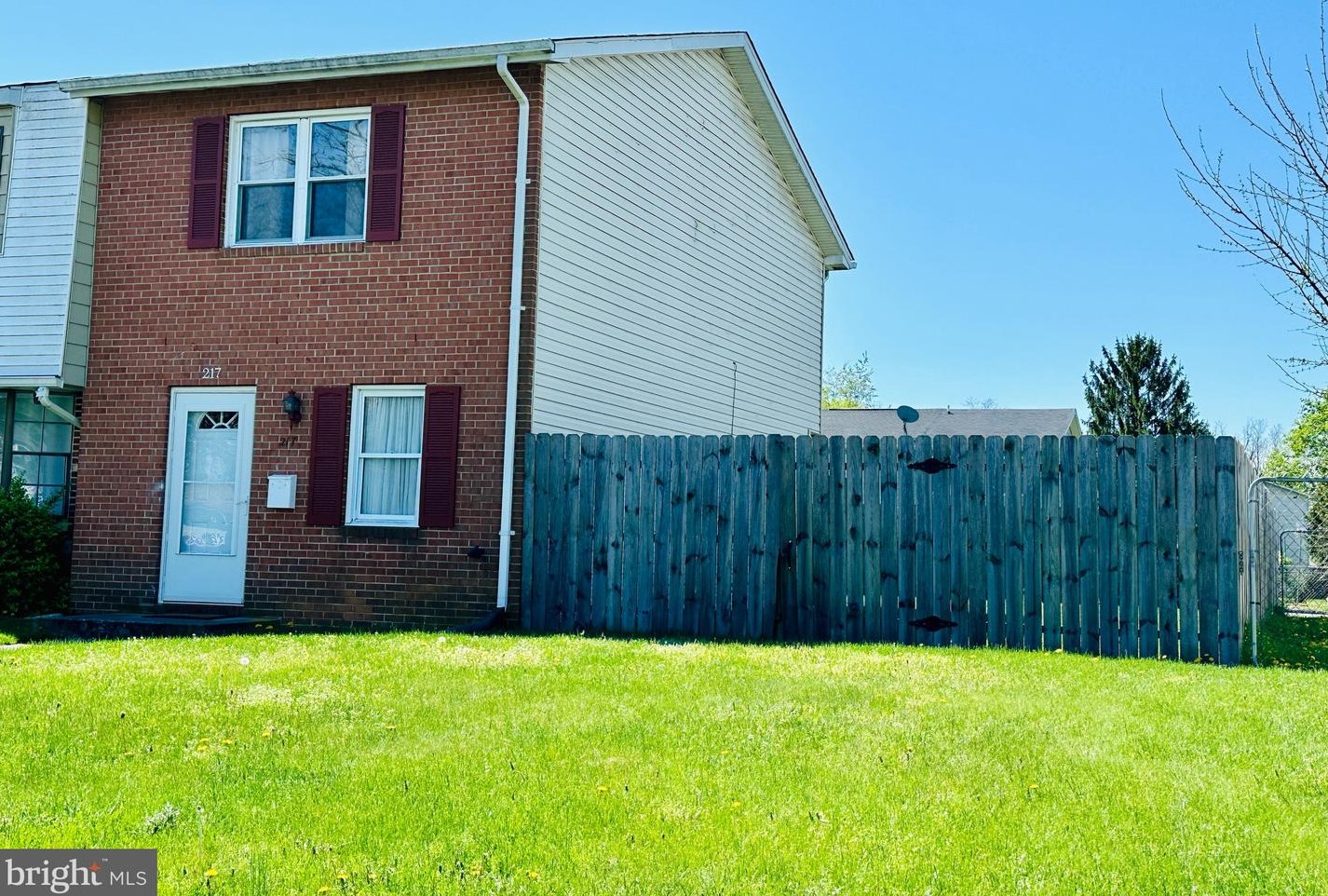 217 Fairfax St, Mount Weather VA 22611-1179 exterior