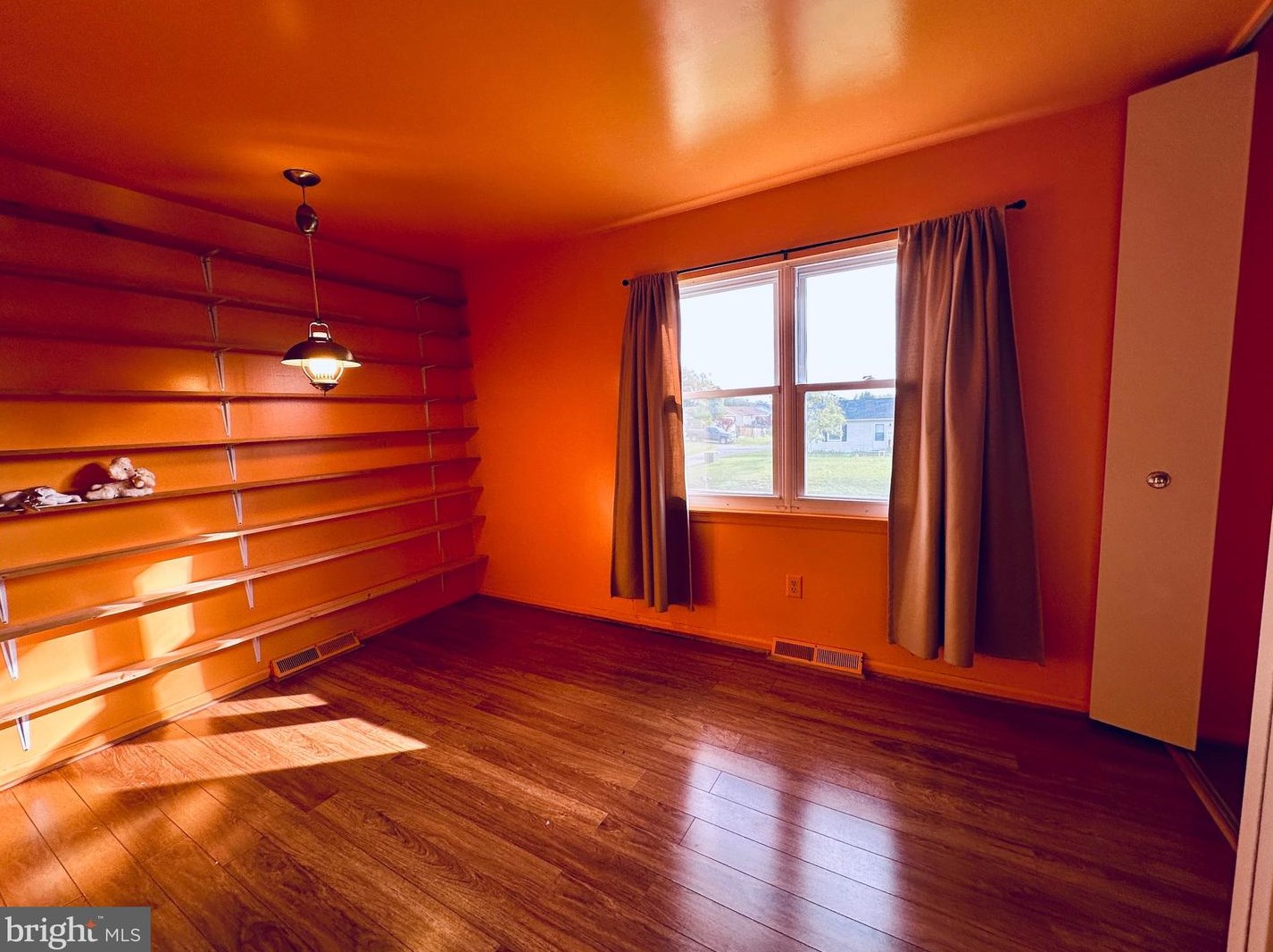 217 Fairfax St, Mount Weather VA 22611-1179 exterior