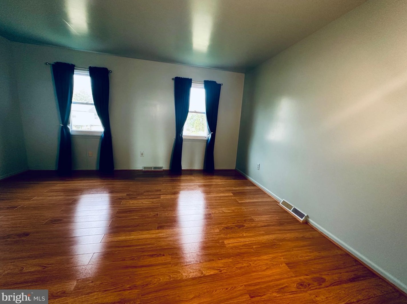 217 Fairfax St, Mount Weather VA 22611-1179 exterior