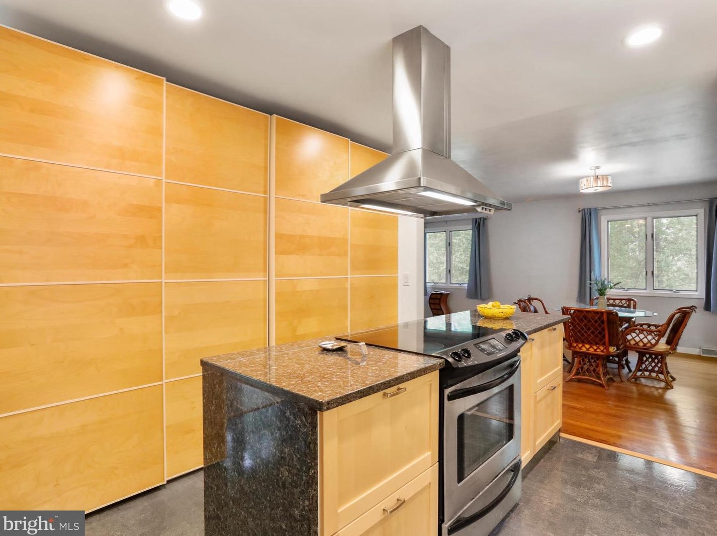 22159 Blueridge Mountain Rd, Paris, VA 20130-1759