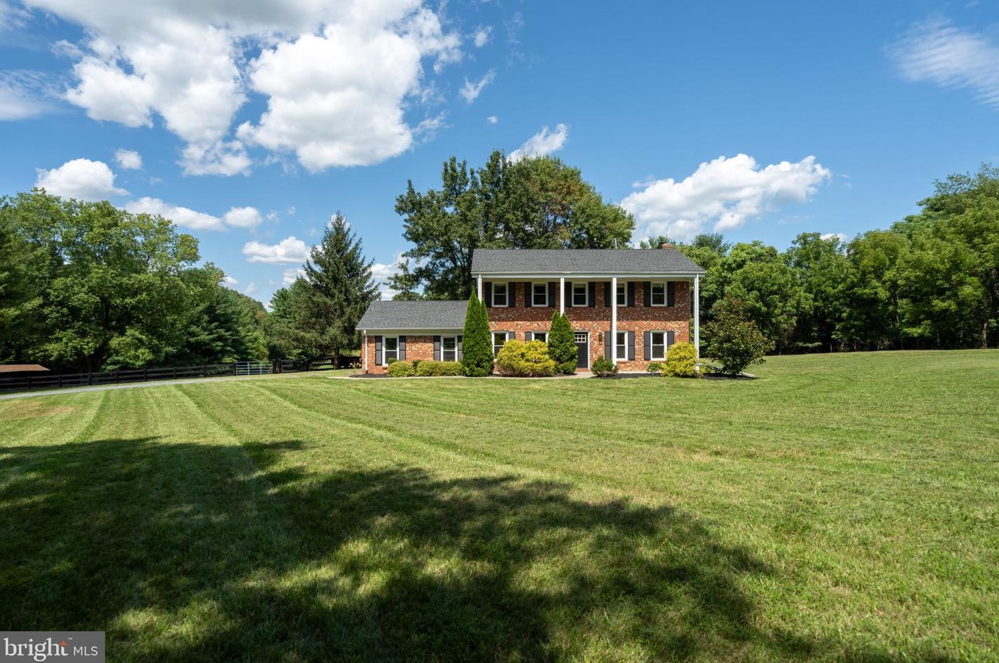459 Burch Ln, Boyce, VA 22620