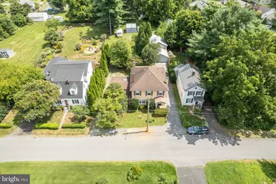 218 Treadwell Street, Berryville, VA 22611 - Photo 2