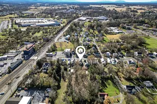 306 E Main St, Berryville, VA 22611 - Photo 54