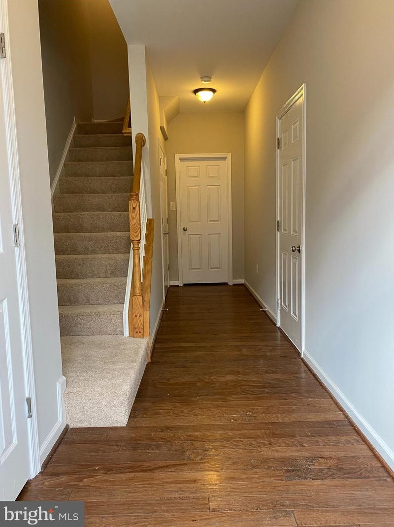 836 Fairview Village Ct, Culpeper, VA 22701-2074