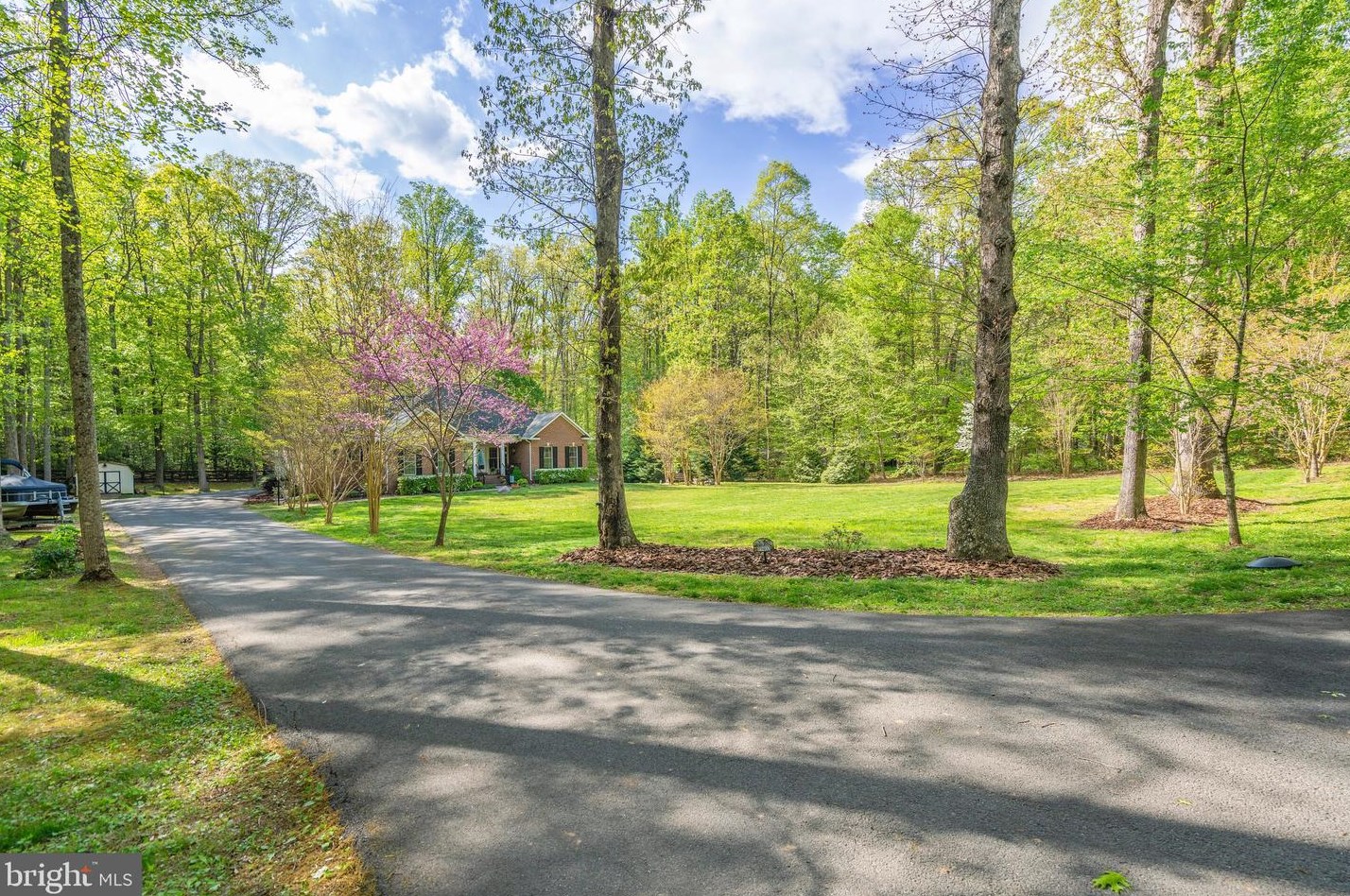 19402 White Pine Ln, Culpeper, VA 22701-8355