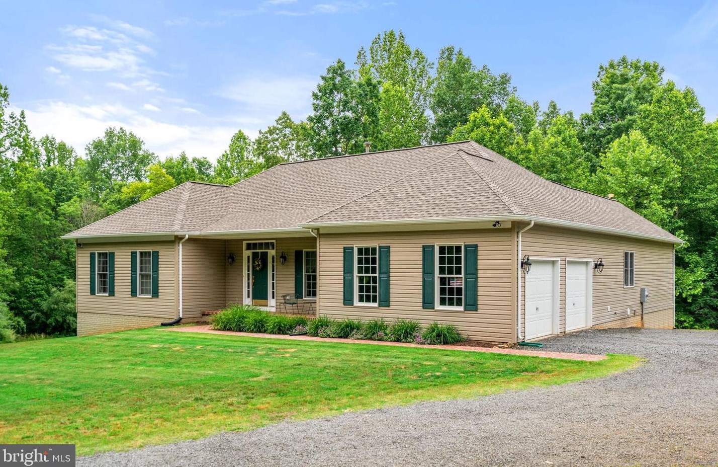 15182 Aiken Ct, Viewtown, VA 20106-2502