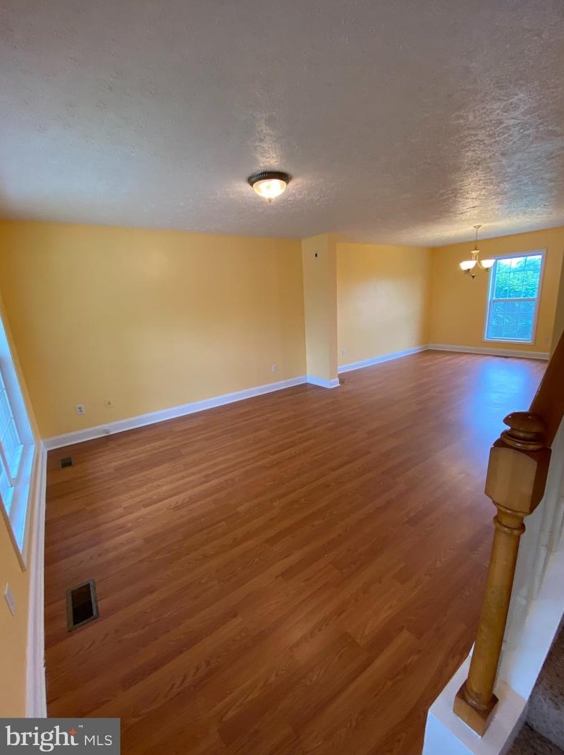 102 Blue Ridge Ave, Culpeper, VA 22701-2939
