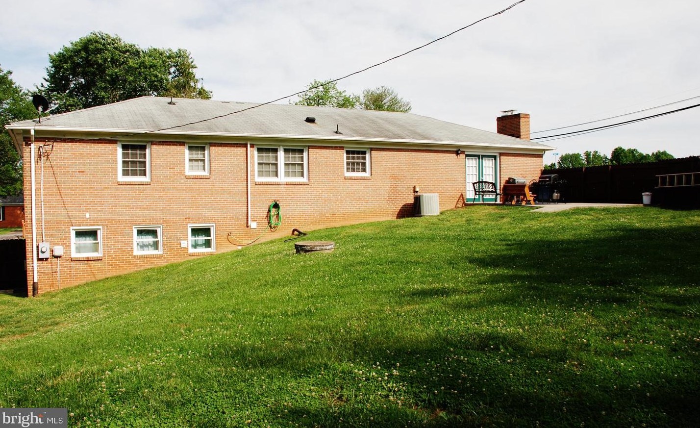15152 Hall St, Culpeper, VA 22701-5939