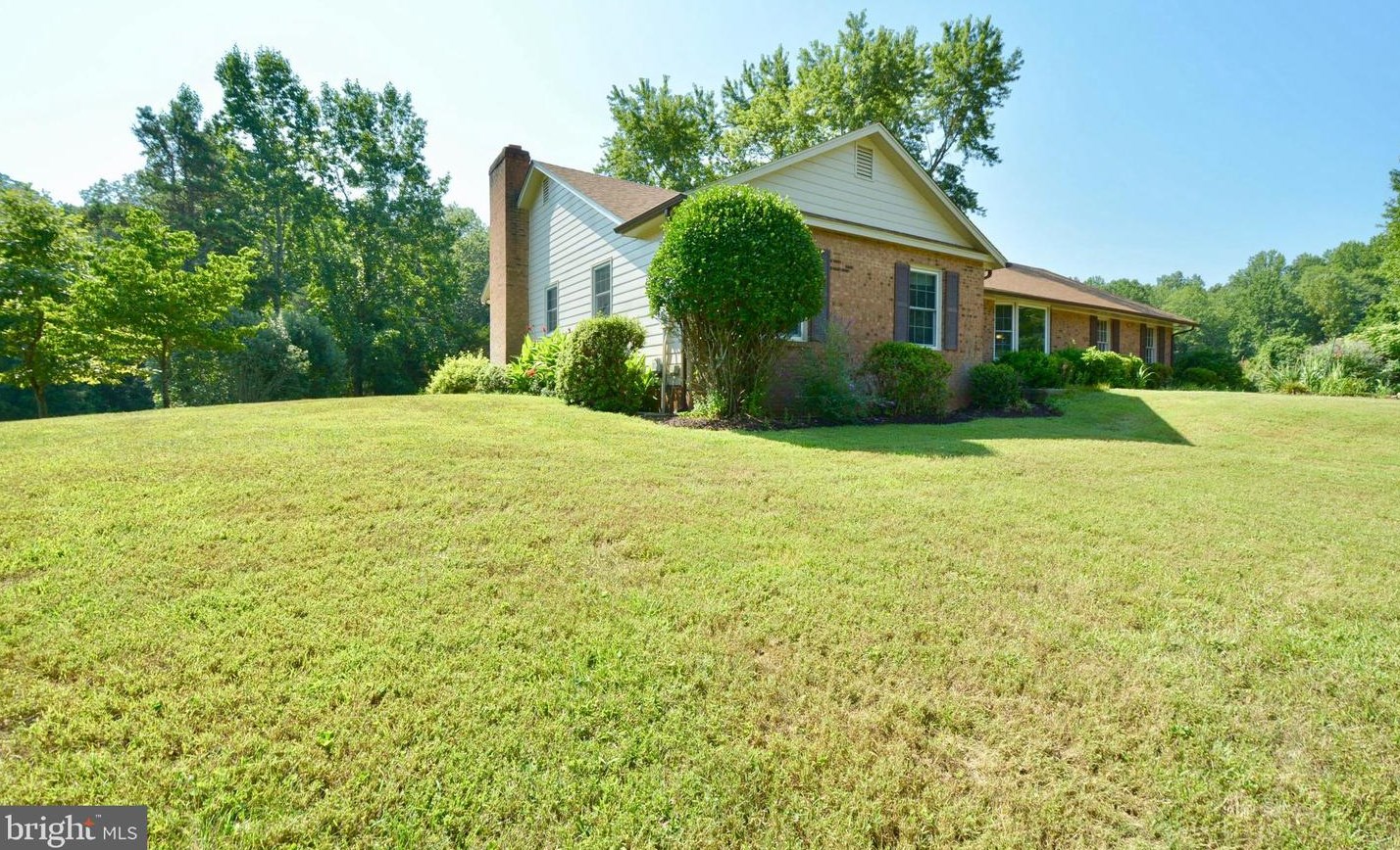 1368 Nelson Ln, Viewtown, VA 20106