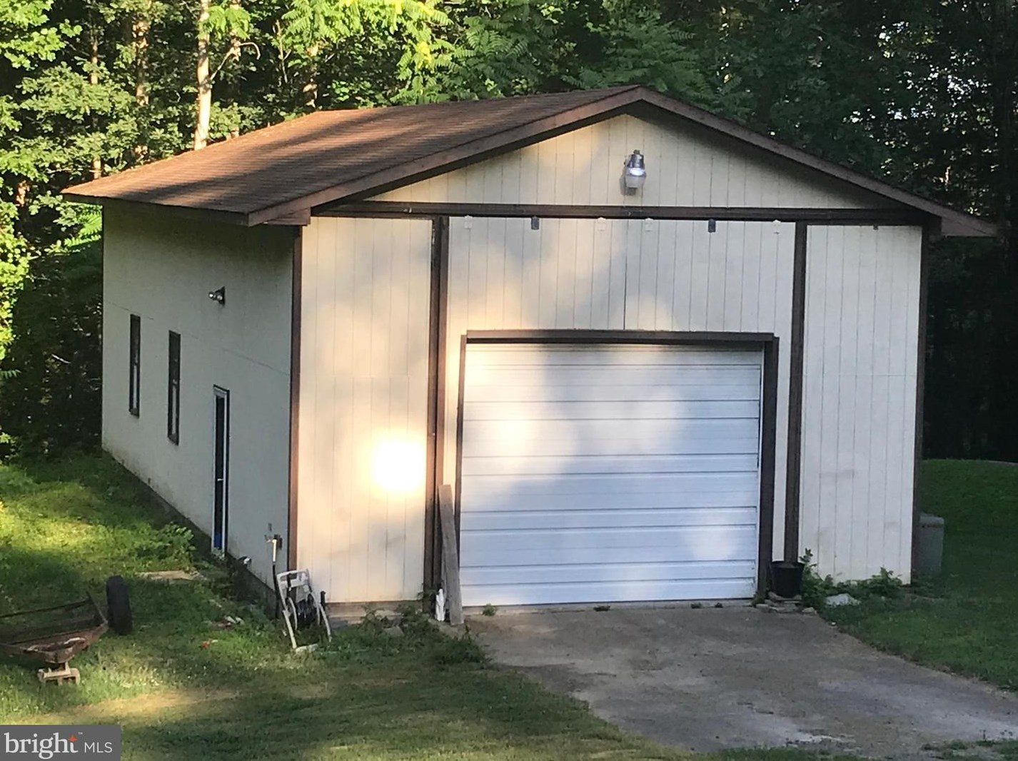 1601 Gough Ln, Viewtown, VA 20106