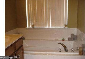 1954 Peachtree Ct, Culpeper, VA 22701-3854