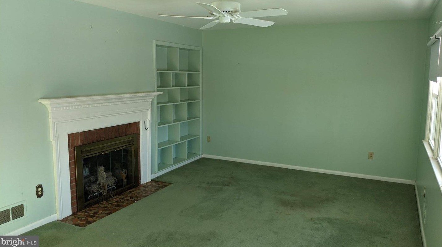 1072 Oaklawn Dr, Culpeper, VA 22701