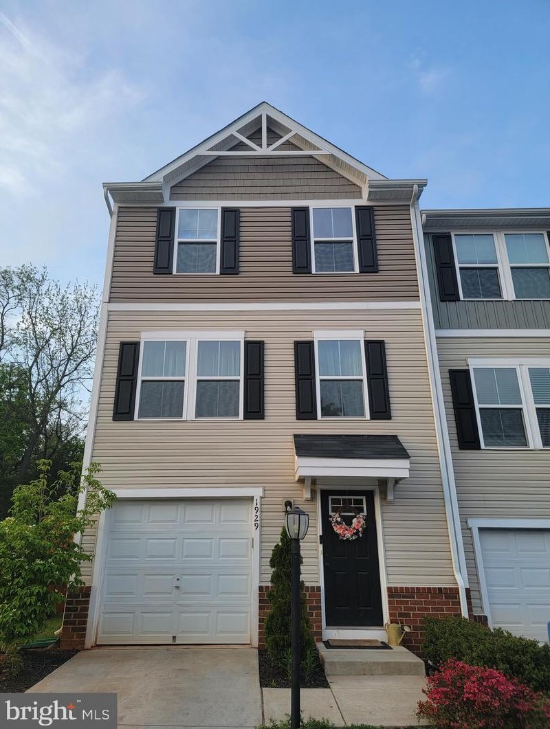 1929 Crepe Myrtle Ln, Culpeper, VA 22701-3810