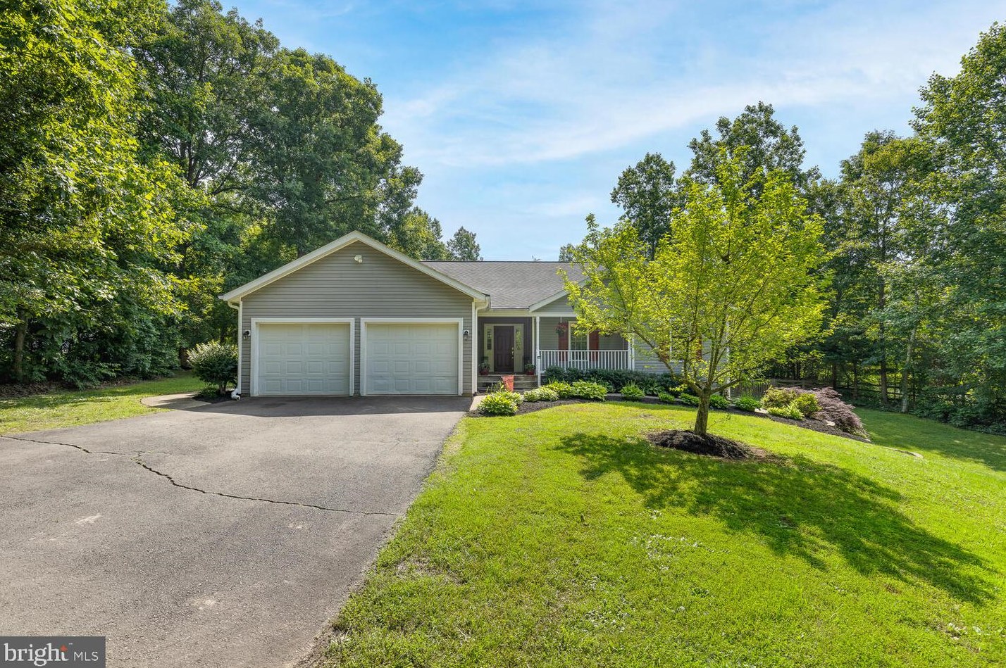 2063 Leehigh Dr, Viewtown, VA 20106