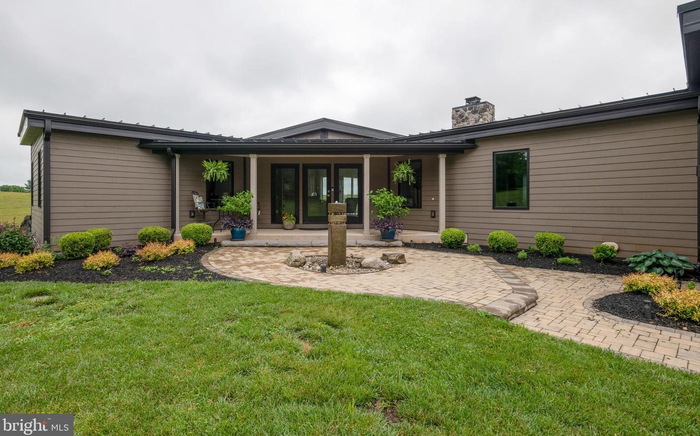 14455 Chesterfield Ln, Culpeper, VA 22701-4812