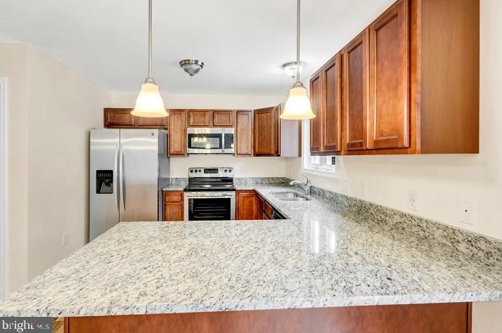 29177 Richards Ferry Rd, Richardsville, VA 22736