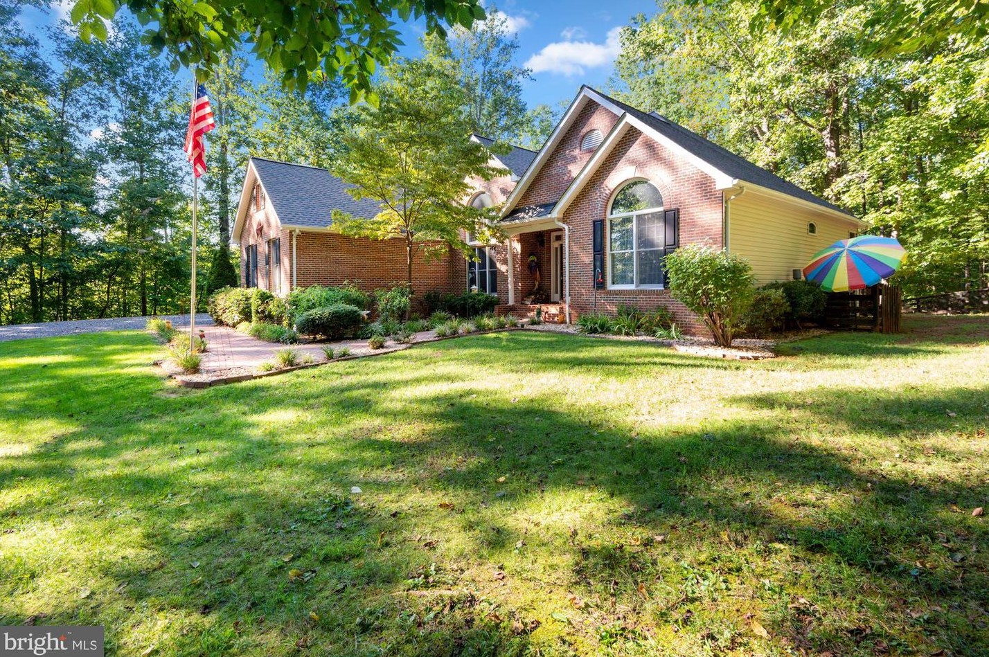 11379 Grey Fox Ln, Culpeper, VA 22701-5483