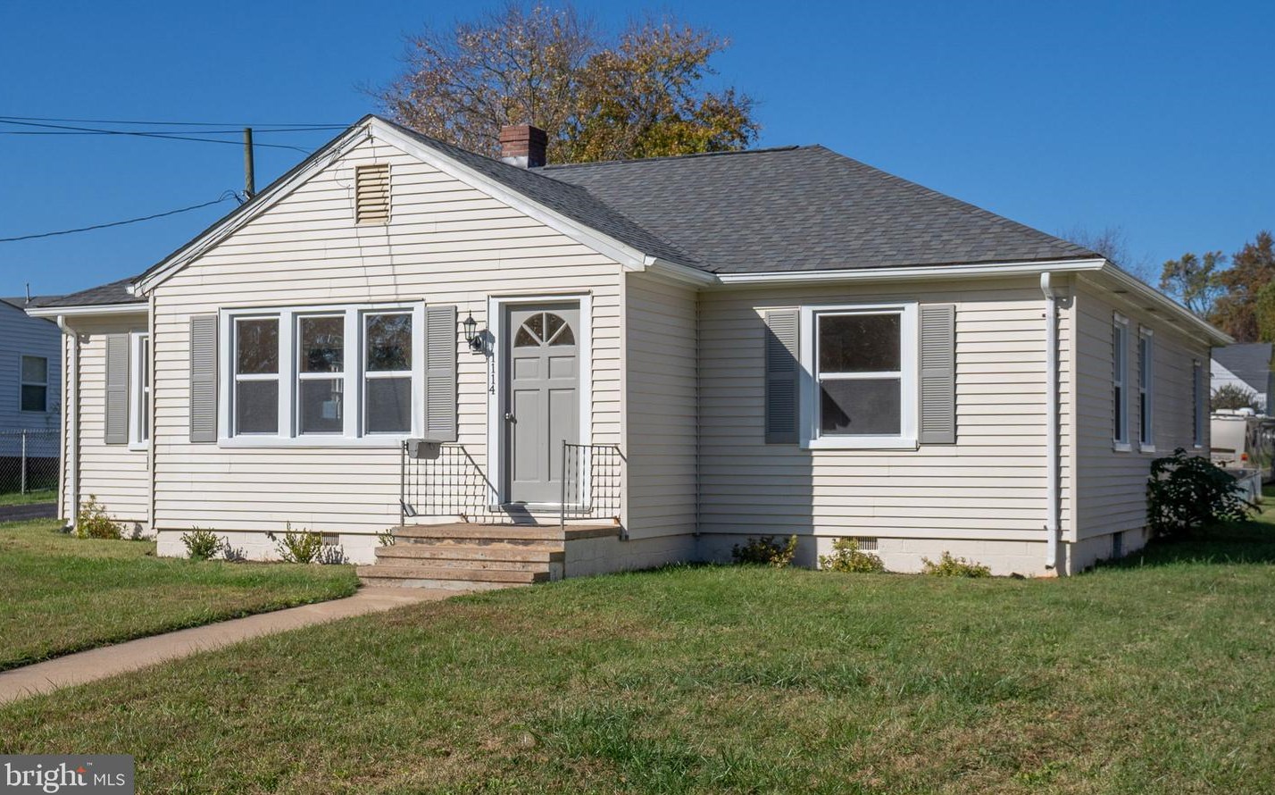 1114 Lee St, Culpeper VA  22701-1517 exterior