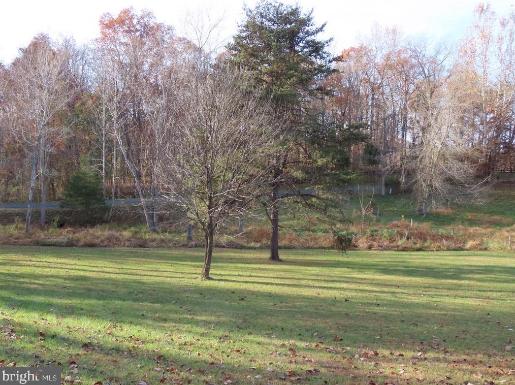 3089 Indian Run Rd, Viewtown, VA 20106-1788