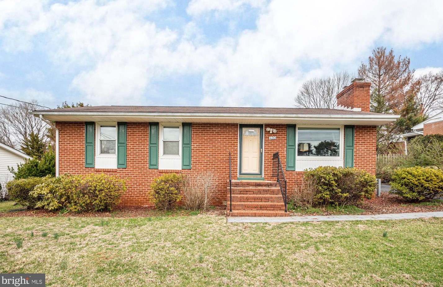 420 Azalea St, Culpeper, VA 22701-2302