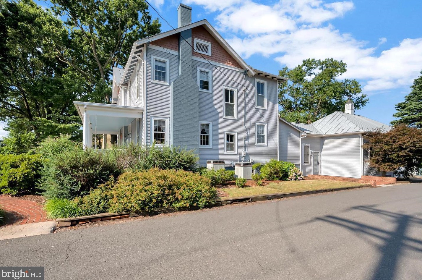 602 Blue Ridge Ave, Culpeper VA  22701-2949 exterior