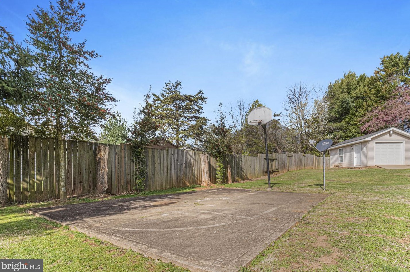 1530 Queen Ct, Culpeper, VA 22701