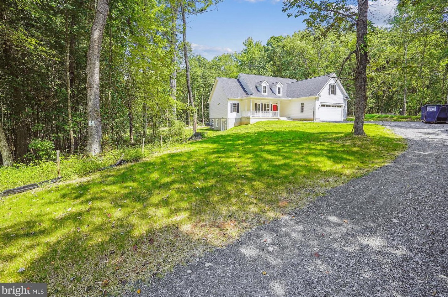 1477 Kelly Ct, Viewtown, VA 20106-2066