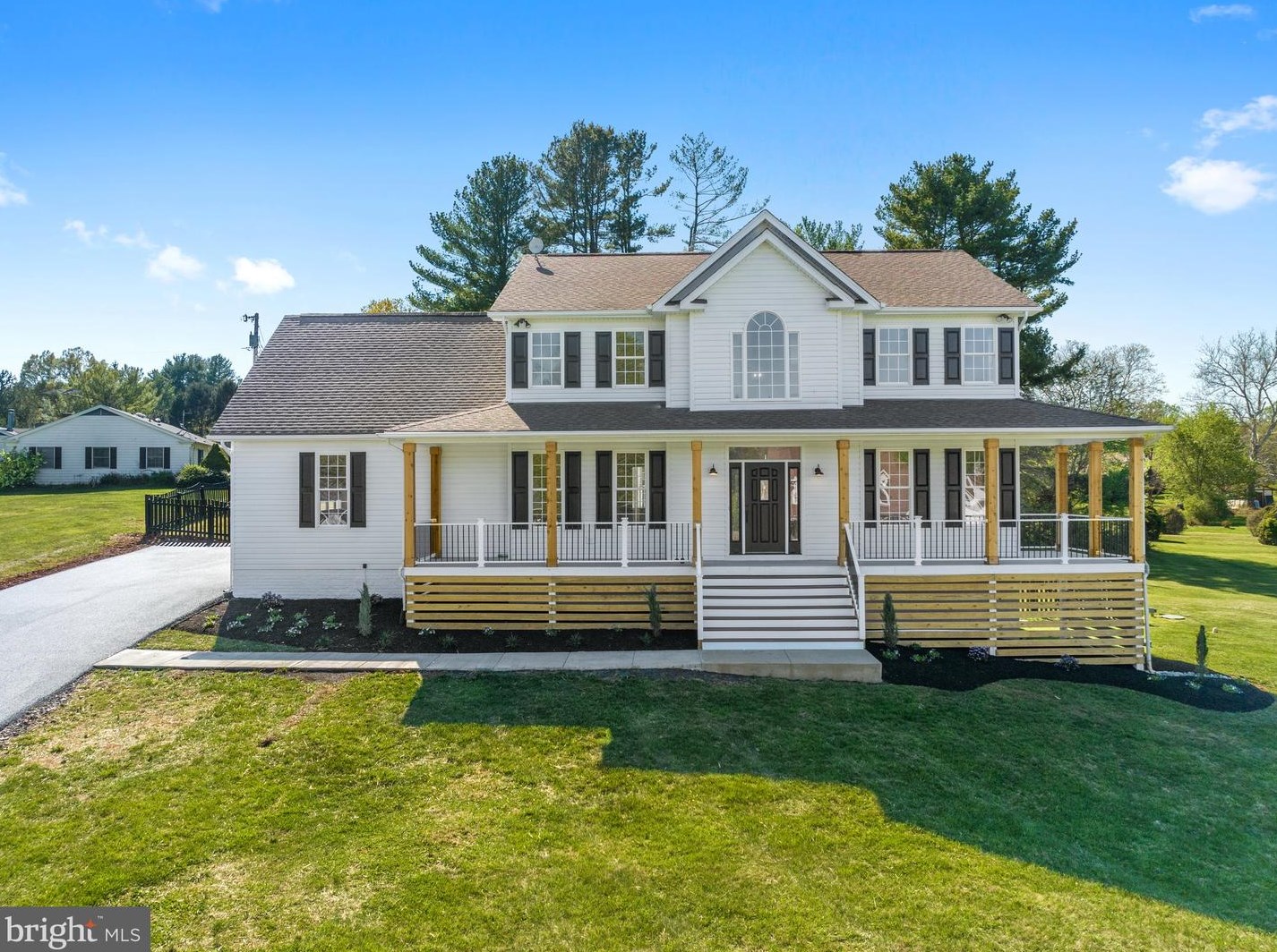 18490 Colonial Dr, Culpeper, VA 22701