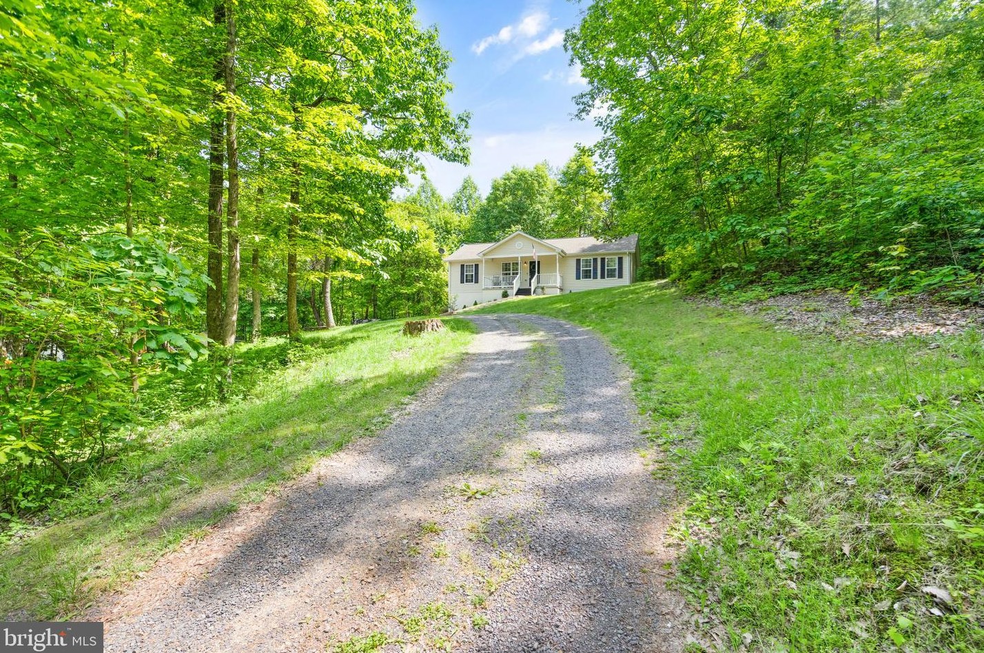 16127 Laurel Springs Rd, Culpeper VA  22701-7236 exterior