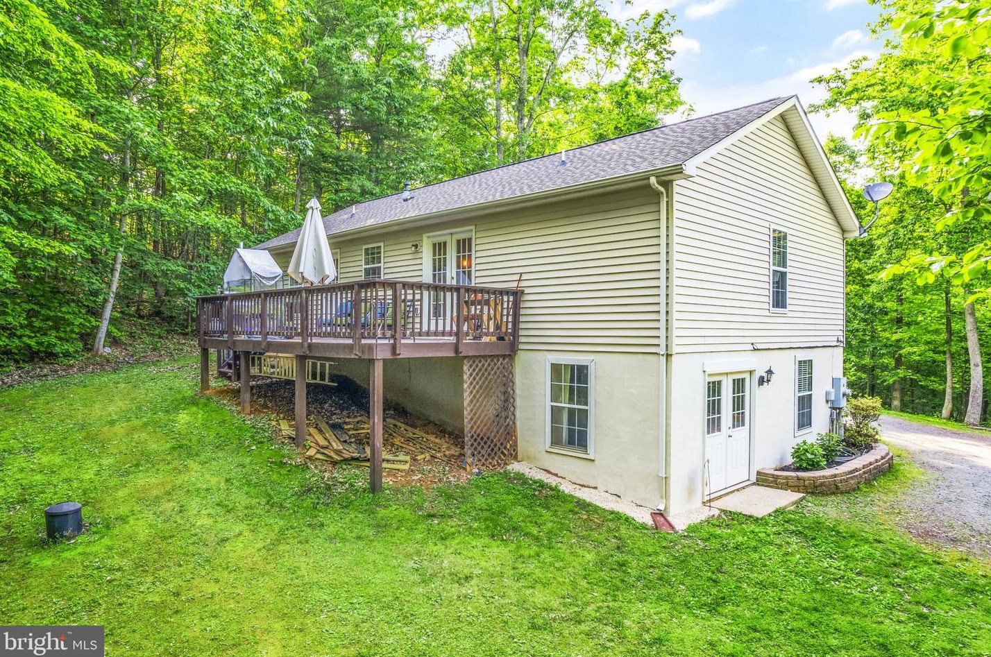 16127 Laurel Springs Rd, Culpeper VA  22701-7236 exterior