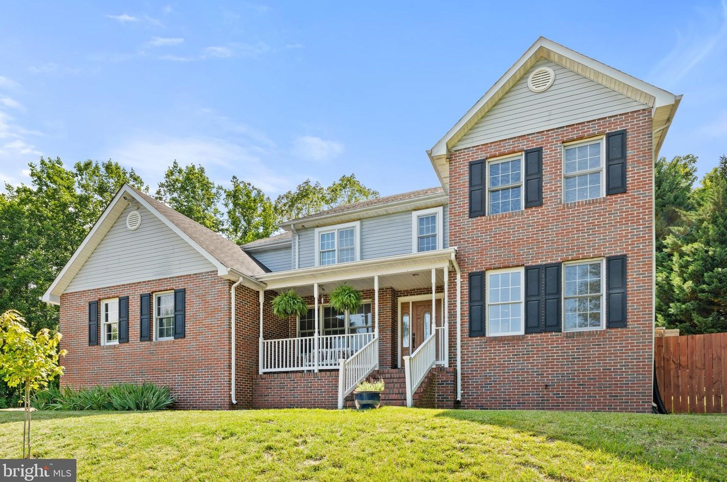 1470 Ashley Ct, Viewtown, VA 20106-2065
