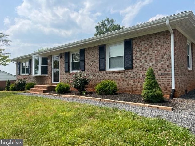 2136 Cypress Dr, Culpeper, VA 22701