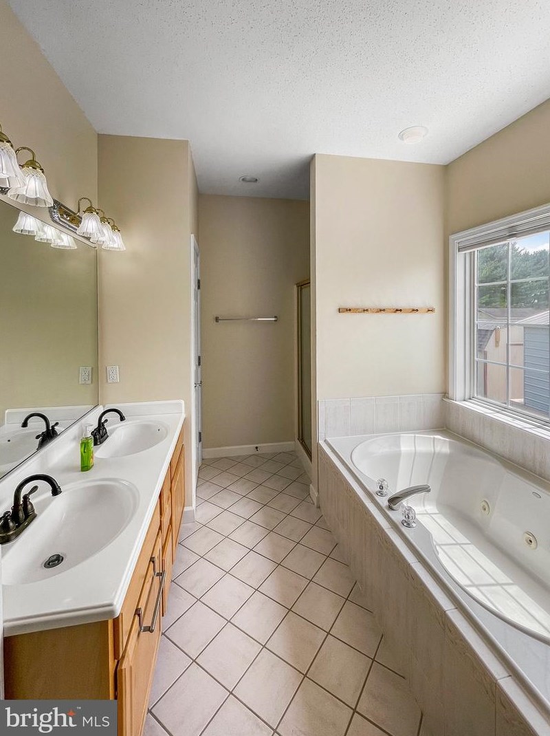 20131 Miller Dr, Culpeper VA  22701-8235 exterior