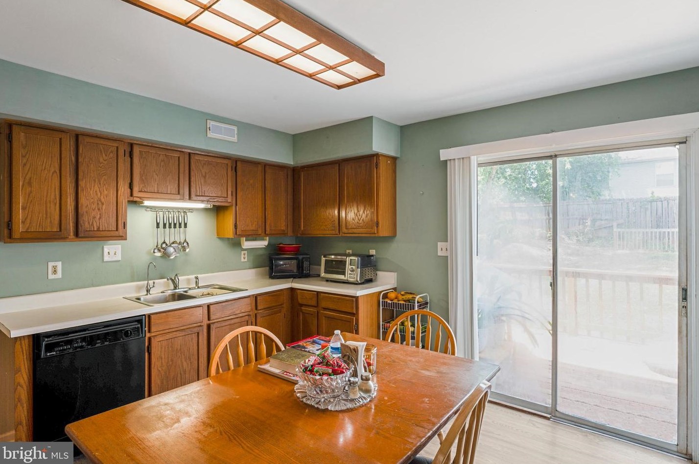513 Clubhouse Way, Culpeper VA  22701-4294 exterior