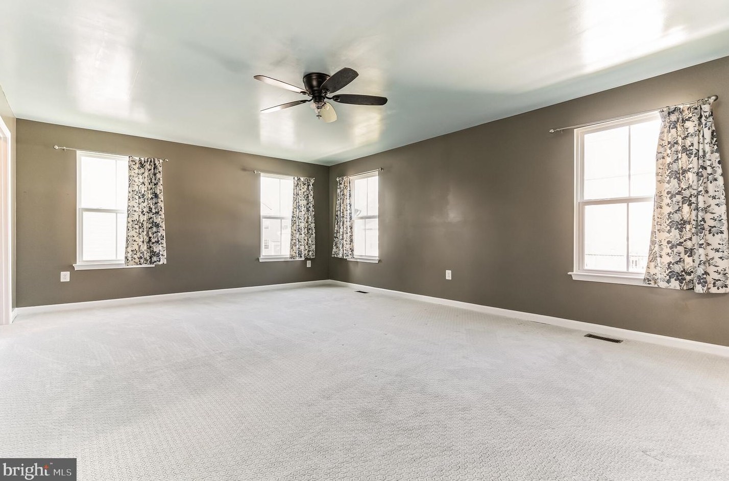 2020 Magnolia Cir, Culpeper VA  22701-4139 exterior