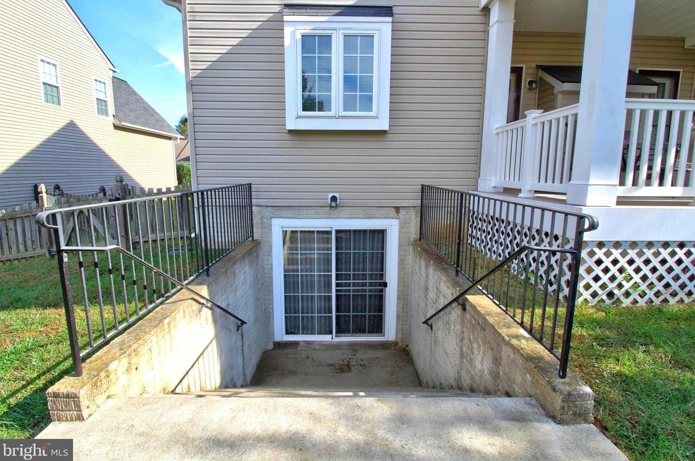 916 Augustine Dr, Culpeper VA  22701-1900 exterior