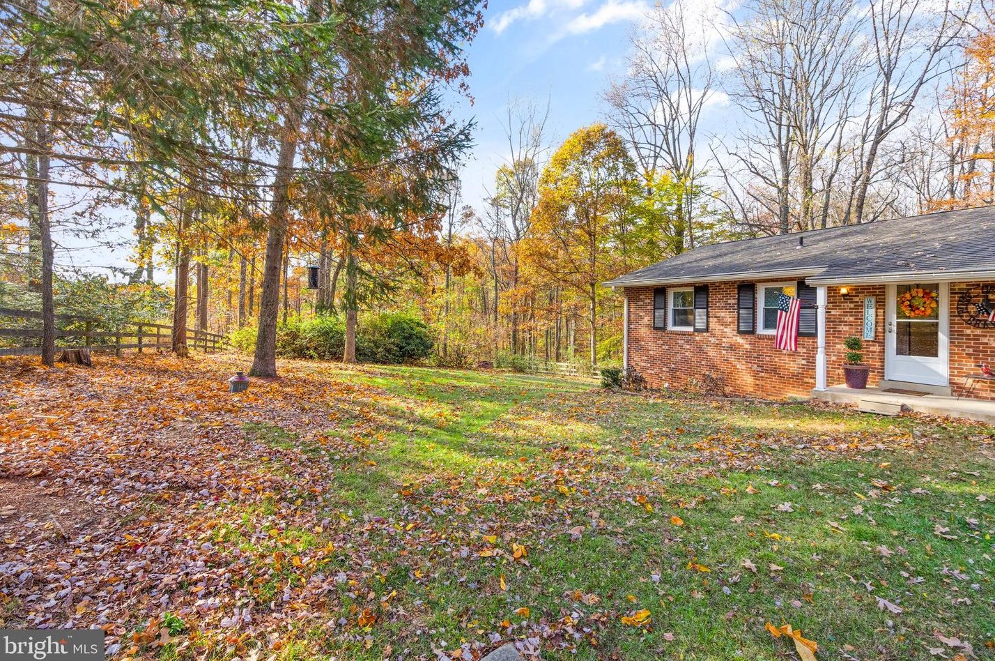 1286 Jason Ln, Viewtown, VA 20106