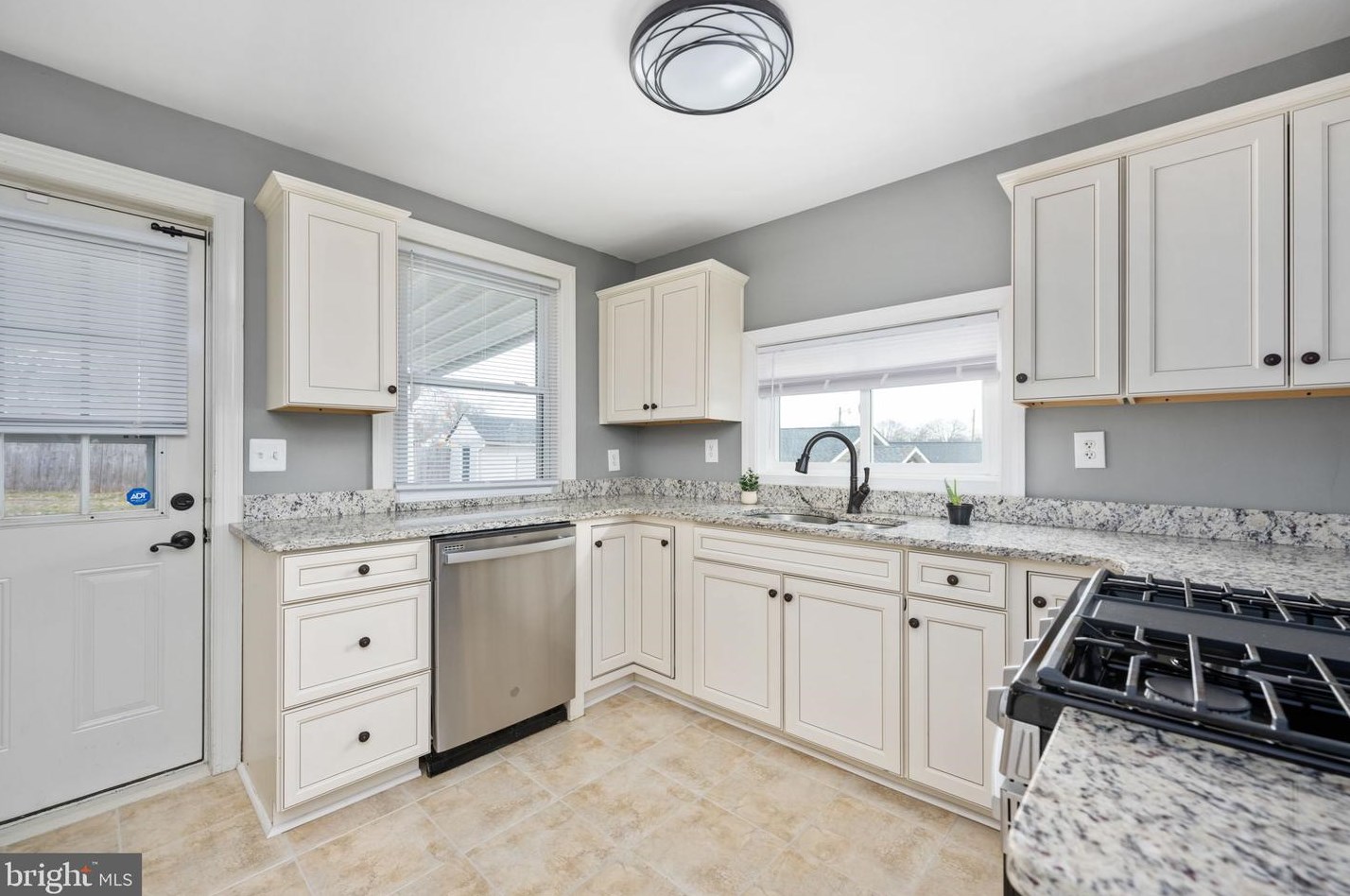 614 3rd St, Culpeper, VA 22701-2106