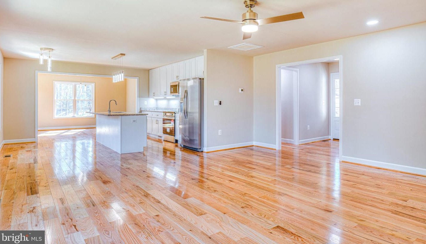 4444 Annette Ct, Boston, VA 22713
