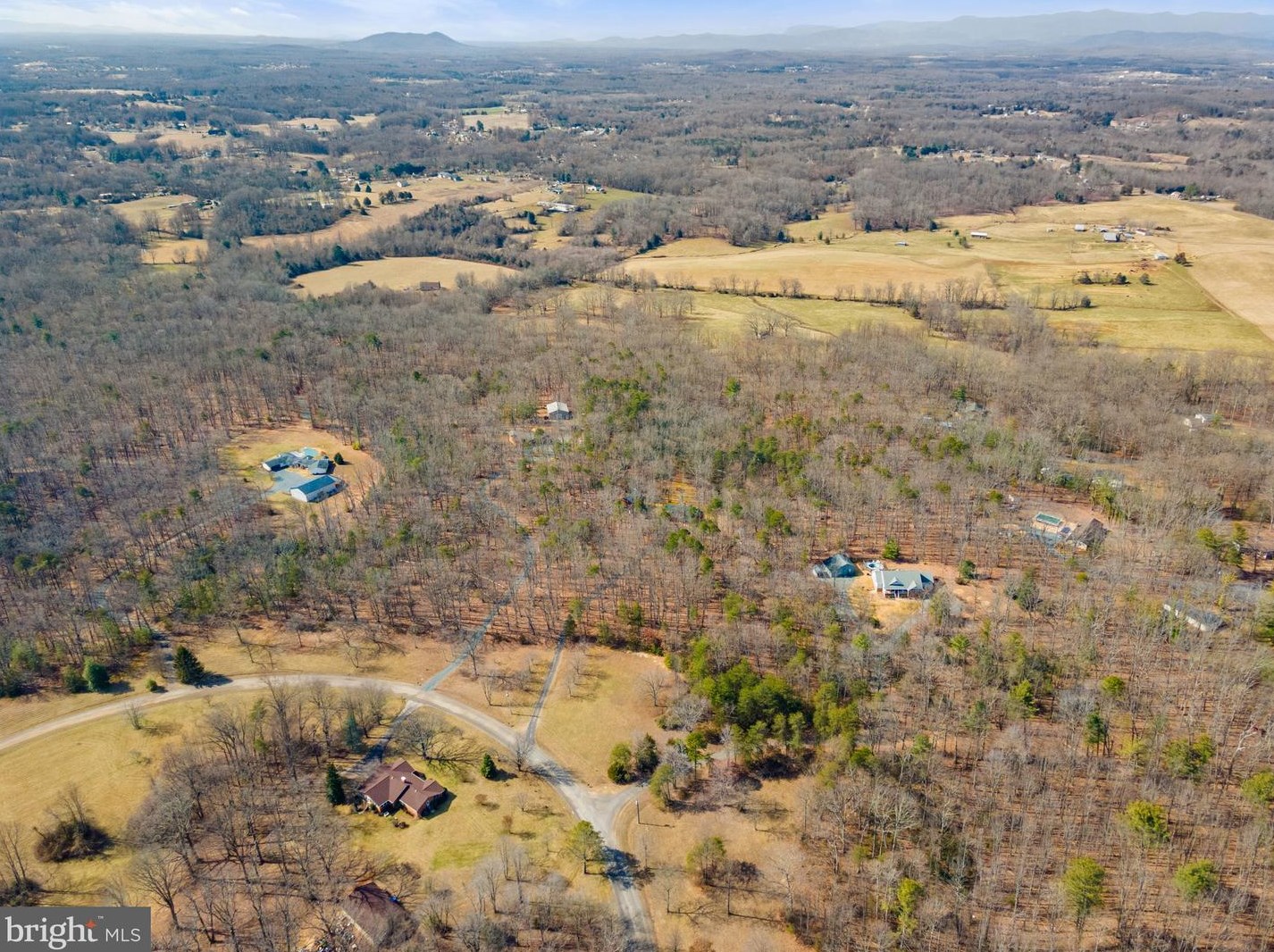 14144 Chesterfield Ln, Culpeper VA  22701-4809 exterior