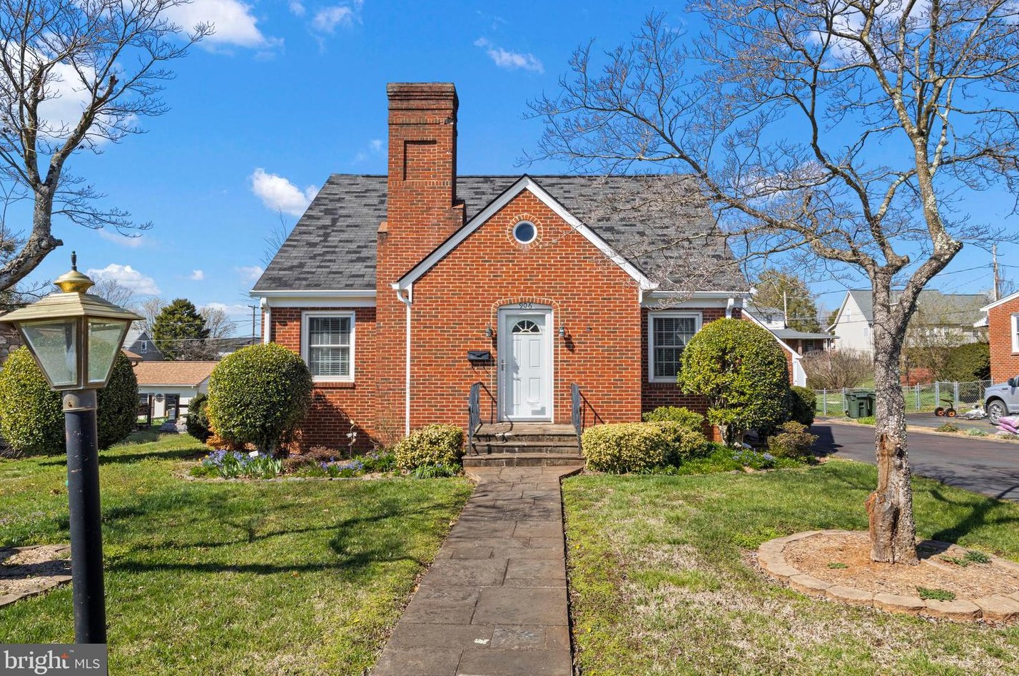 906 Nottingham St, Culpeper, VA 22701