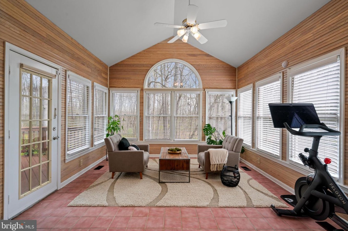 3410 Southampton Dr, Jeffersonton VA  22724-1748 exterior